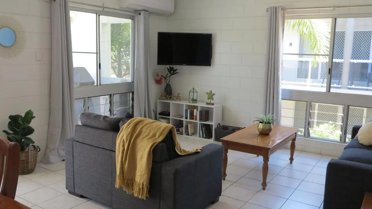 Arcadia Beach Unit 4 Apartmán